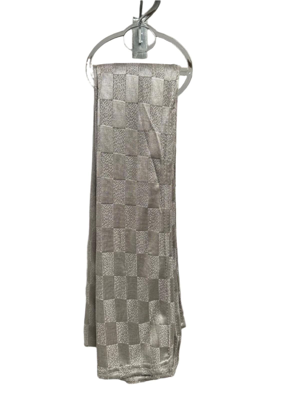 Silky Stretchable Scarver